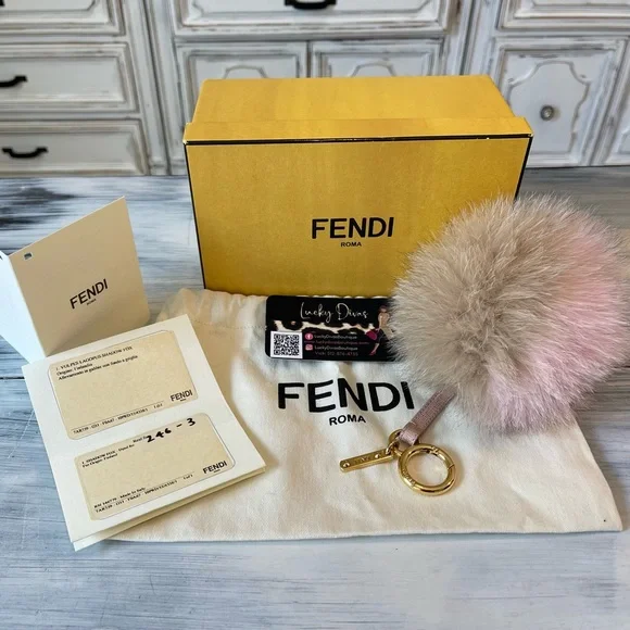 💁🏻‍♀️Fendi Pom Pom purse charm🍀💁🏻‍♀️ - Picture 3 of 7